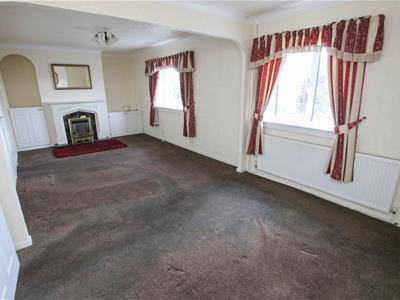 OPEN PLAN LIVING ROOM